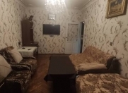 Satılır 2 otaqlı 60 m2 köhnə tikili Bakıxanov