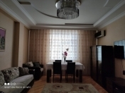 Satılır 2 otaqlı 90 m2 yeni tikili 7 mkr