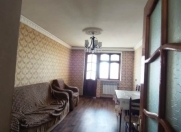 Satılır 2 otaqlı 60 m2 köhnə tikili Bakıxanov