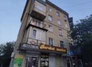 Satılır 3 otaqlı 74 m2 köhnə tikili Bakıxanov
