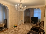 Satılır 3 otaqlı 85 m2 köhnə tikili 8 mkr