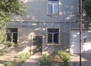 Satılır 7 otaqlı 196 m2 həyət evi Novxanı