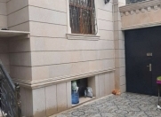 Satılır 4 otaqlı 200 m2 həyət evi 8 mkr