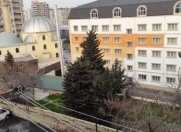 Satılır 1 otaqlı 40 m2 köhnə tikili Bakı Dövlət Universiteti