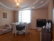 Satılır 3 otaqlı 140 m2 yeni tikili Zabitlər parkı