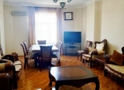 Satılır 4 otaqlı 200 m2 yeni tikili Caspian Plaza