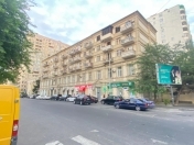 Satılır 1 otaqlı 45 m2 köhnə tikili Nizami m.