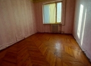 Satılır 3 otaqlı 90 m2 köhnə tikili 9 mkr