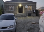 Satılır 4 otaqlı 100 m2 həyət evi Binə