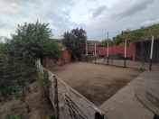 Satılır 4 otaqlı 200 m2 bağ evi Buzovna