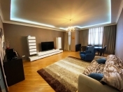 Satılır 3 otaqlı 150 m2 yeni tikili Gənclik m.