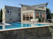 Satılır 4 otaqlı 200 m2 bağ evi Şüvəlan Park ticarət mərkəzi