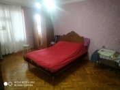 Satılır 3 otaqlı 64 m2 köhnə tikili Montin