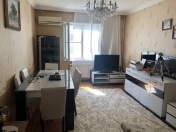 Satılır 3 otaqlı 80 m2 köhnə tikili 9 mkr