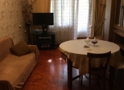 Satılır 4 otaqlı 60 m2 köhnə tikili Həzi Aslanov m.