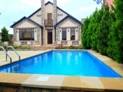 Satılır 4 otaqlı 190 m2 bağ evi Mərdəkan