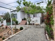 Satılır 5 otaqlı 92 m2 həyət evi Binə