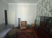 İcarəyə verilir 2 otaqlı 32 m2 köhnə tikili 4 mkr