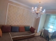 Satılır 3 otaqlı 60 m2 köhnə tikili 1 mkr