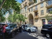 Satılır 4 otaqlı 142 m2 köhnə tikili 28 May m.