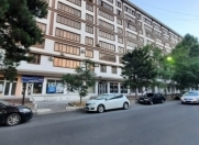 Satılır 3 otaqlı 82 m2 köhnə tikili 8 mkr