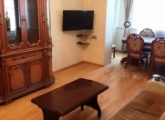 Satılır 3 otaqlı 80 m2 köhnə tikili Avropa otel