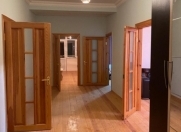 İcarəyə verilir 3 otaqlı 130 m2 yeni tikili Neftçilər m.