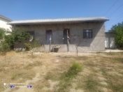 Satılır 3 otaqlı 80 m2 həyət evi Buzovna