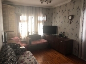 Satılır 2 otaqlı 60 m2 köhnə tikili Əhmədli