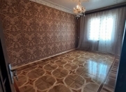 Satılır 3 otaqlı 80 m2 köhnə tikili Y.Günəşli