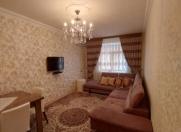 Satılır 2 otaqlı 60 m2 köhnə tikili Bakıxanov