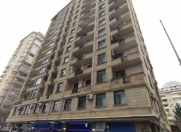 İcarəyə verilir 3 otaqlı 136 m2 yeni tikili Yasamal r.