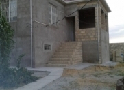 Satılır 3 otaqlı 140 m2 həyət evi Qobu