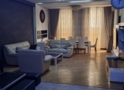 Satılır 4 otaqlı 220 m2 yeni tikili İnşaatçılar m.