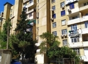 Satılır 3 otaqlı 75 m2 köhnə tikili Əhmədli