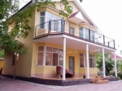 İcarəyə verilir 3 otaqlı 200 m2 bağ evi Xudat