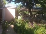 İcarəyə verilir 2 otaqlı 60 m2 həyət evi Qax