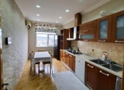 Satılır 3 otaqlı 112 m2 yeni tikili Qaraçuxur