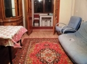 Satılır 3 otaqlı 70 m2 köhnə tikili Gənclik m.