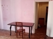 Satılır 2 otaqlı 42 m2 köhnə tikili Bakı Dövlət Universiteti