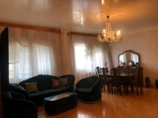 Satılır 5 otaqlı 120 m2 köhnə tikili 8 mkr