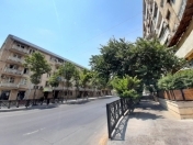 Satılır 3 otaqlı 90 m2 köhnə tikili Dostluq kinoteatrı