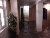 Satılır 8 otaqlı 320 m2 həyət evi İnşaatçılar m.