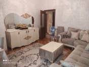 Satılır 3 otaqlı 73 m2 köhnə tikili Gənclik m.