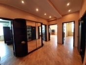 İcarəyə verilir 3 otaqlı 140 m2 yeni tikili Nəsimi r.