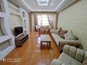 İcarəyə verilir 2 otaqlı 110 m2 yeni tikili Gənclik m.