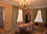 Satılır 5 otaqlı 200 m2 həyət evi Əhmədli