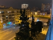 Satılır 3 otaqlı 70 m2 köhnə tikili Nizami m.