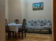 İcarəyə verilir 3 otaqlı 70 m2 köhnə tikili Sahil m.