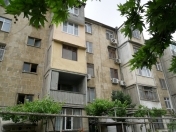 Satılır 4 otaqlı 90 m2 köhnə tikili 8 km